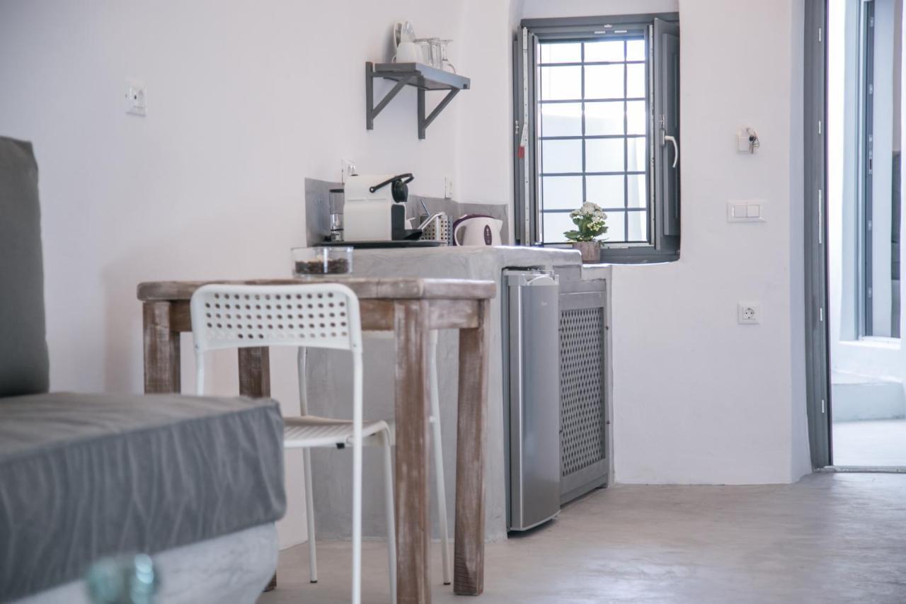 Theodora Suites (Adults Only) Οία Εξωτερικό φωτογραφία