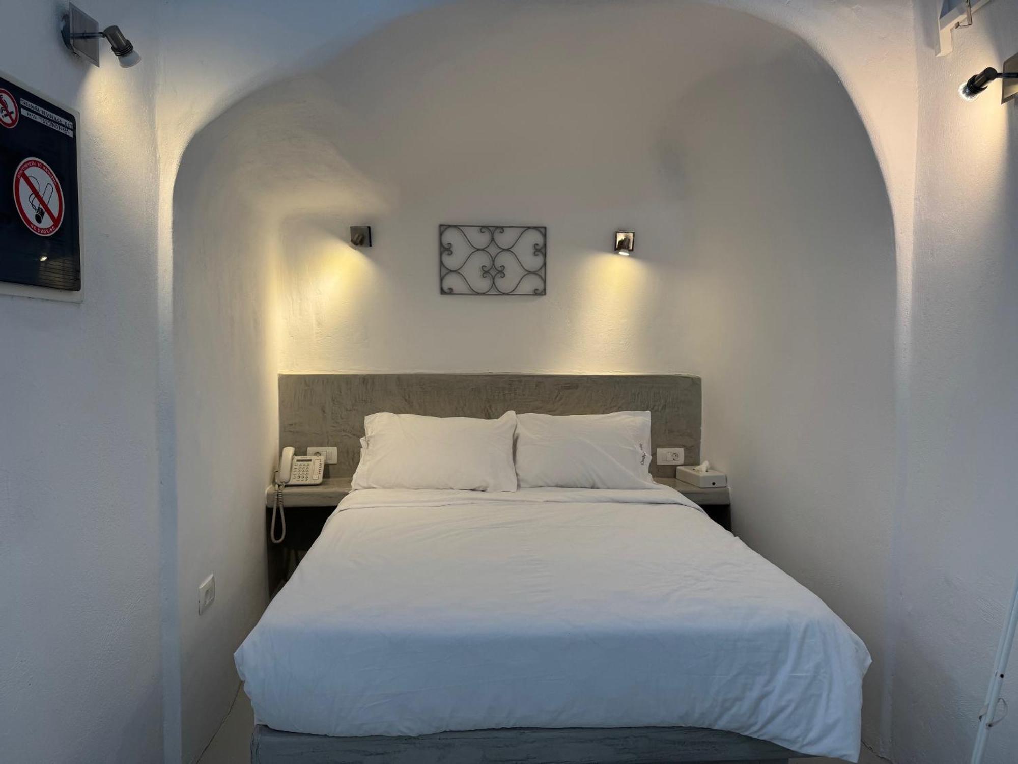 Theodora Suites (Adults Only) Οία Εξωτερικό φωτογραφία