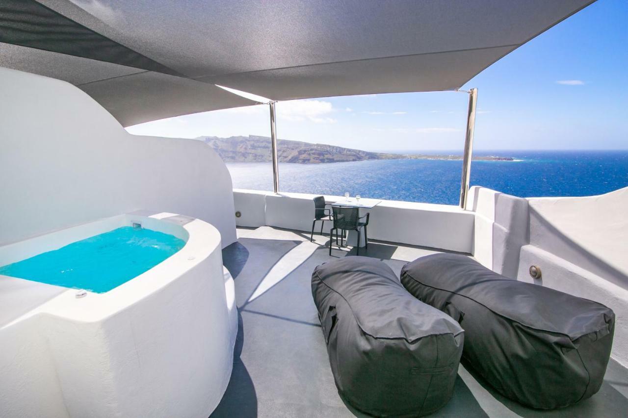 Theodora Suites (Adults Only) Οία Εξωτερικό φωτογραφία