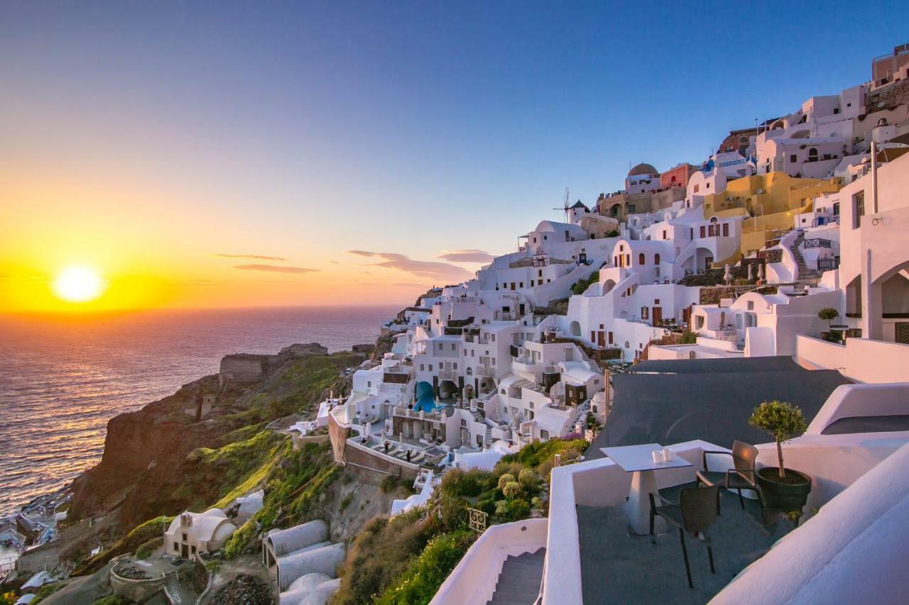 Theodora Suites (Adults Only) Οία Εξωτερικό φωτογραφία